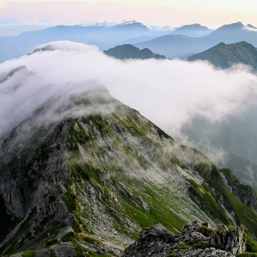 2025.12.11 山の講習会基礎編[机上講習のみ]《山の天気②》ZOOM&店舗3F同時開催(B12-2)