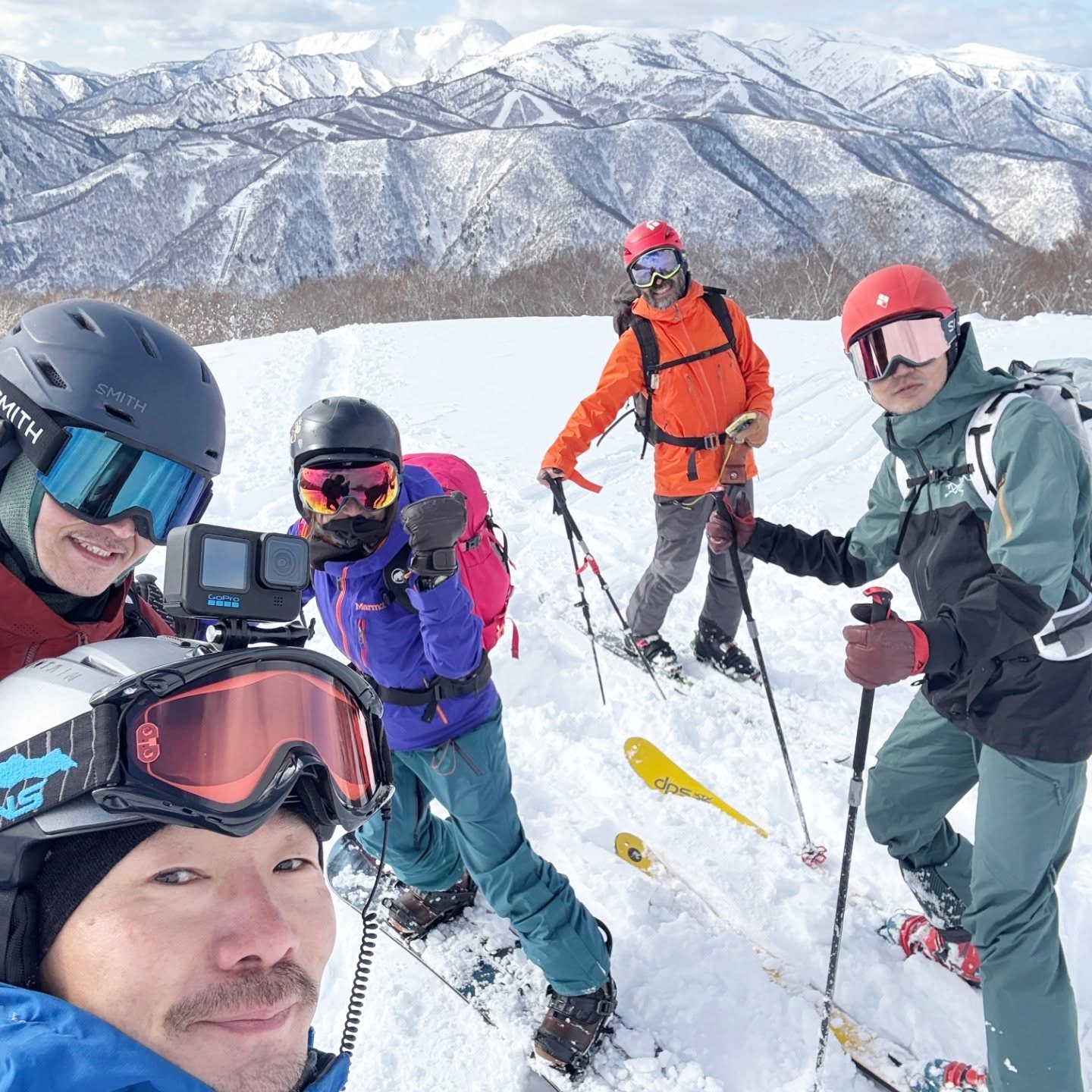 【スタッフレポ】東谷山でバックカントリー