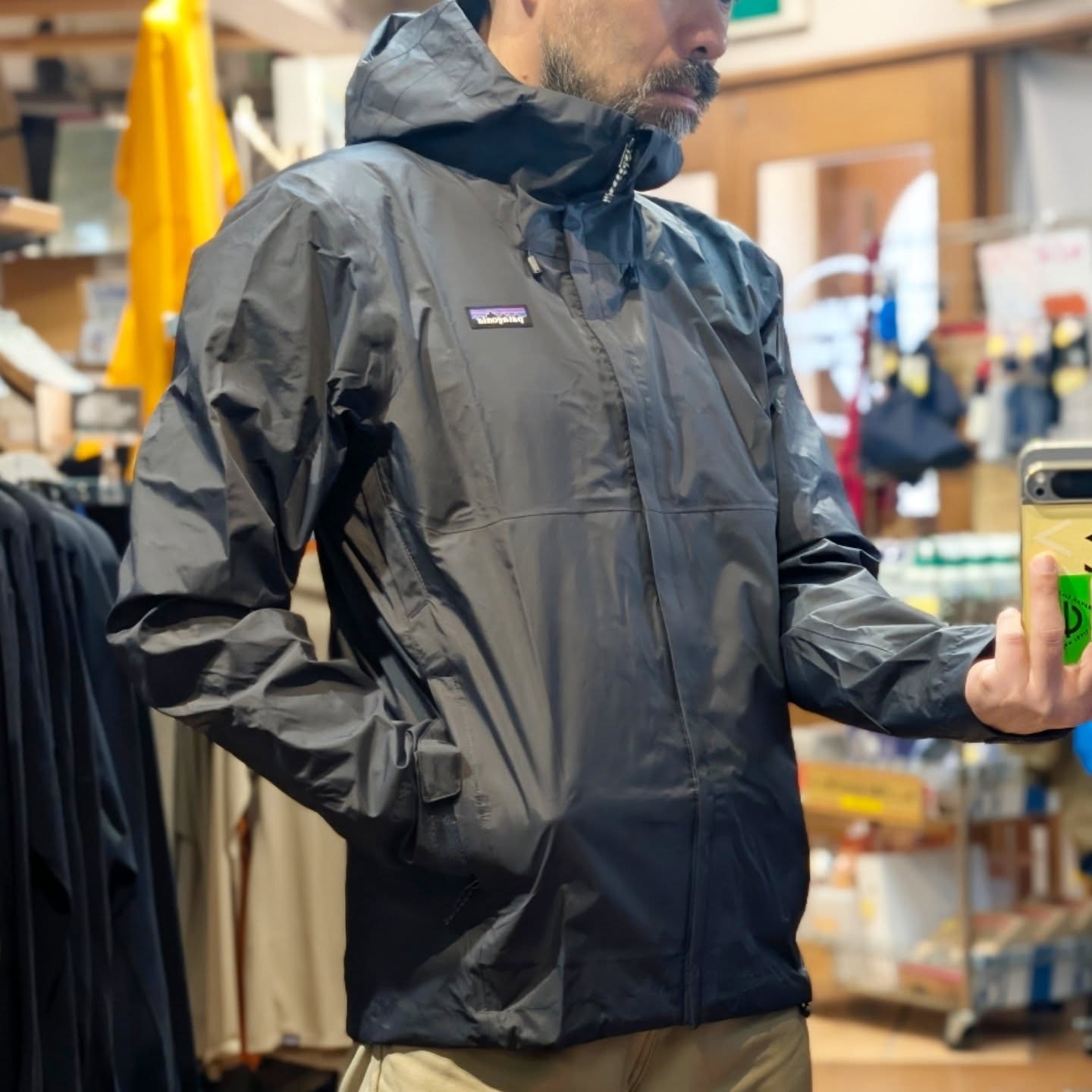 【商品紹介】パタゴニア　トレントシェル 3L レインジャケット