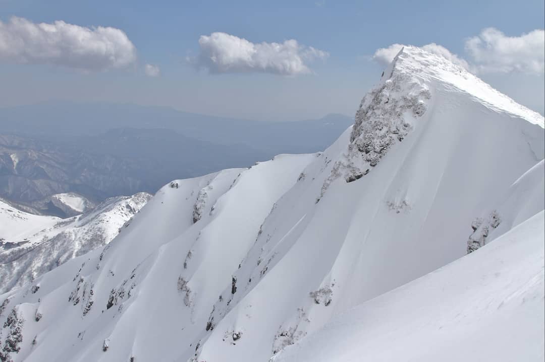 白銀彩る谷川岳トレッキング。